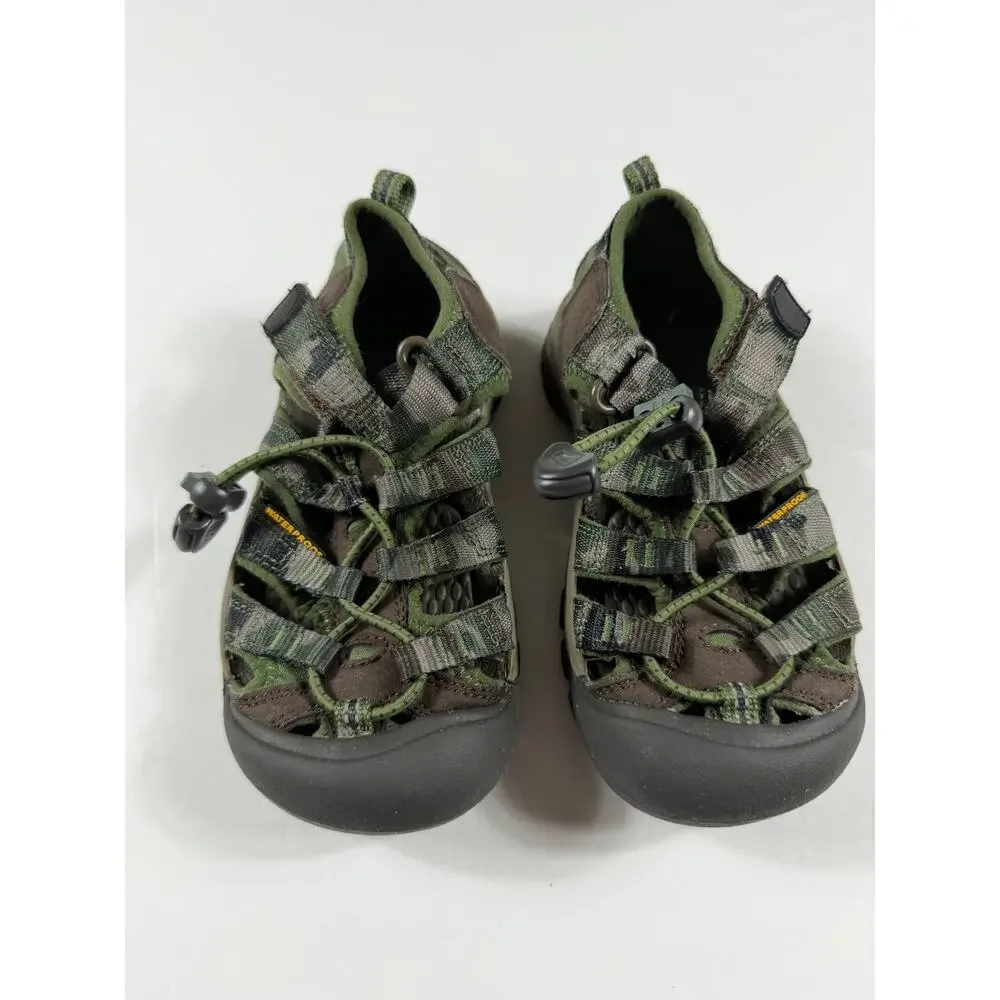 KEEN Newport H2 Waterproof Closed Toe Sandals Green Camo Kids Size 11
